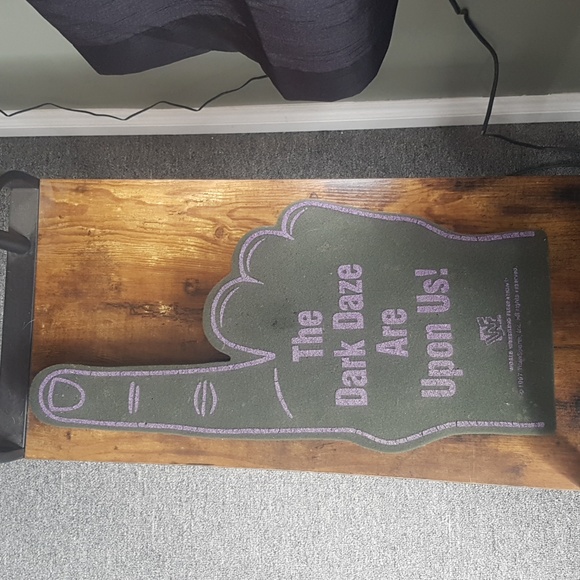 Foam finger - Picture 2 of 2